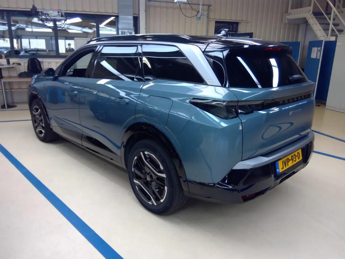 GT Avantage 73 kWh 7p | Fase 3 laden | SOH 100% | Luxe stoelen | Elektrische verstelbare stoelen | Alcantara | NL auto |