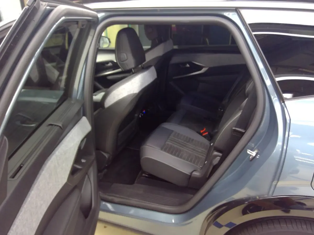 GT Avantage 73 kWh 7p | Fase 3 laden | SOH 100% | Luxe stoelen | Elektrische verstelbare stoelen | Alcantara | NL auto |