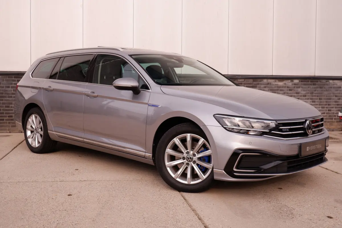 1.4 TSI PHEV GTE Business | Pano | Elek. Trekhaak | Carplay | LED | Camera | Navi | Alcantara