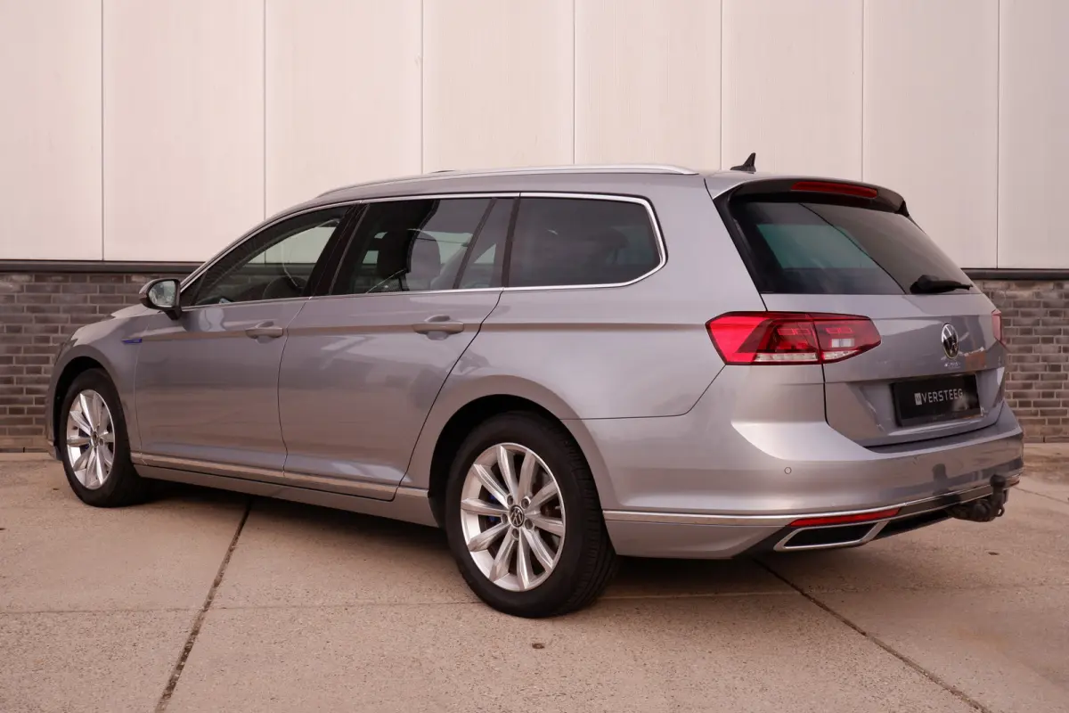 1.4 TSI PHEV GTE Business | Pano | Elek. Trekhaak | Carplay | LED | Camera | Navi | Alcantara
