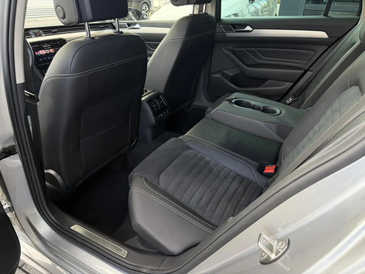 1.4 TSI PHEV GTE Business | Pano | Elek. Trekhaak | Carplay | LED | Camera | Navi | Alcantara