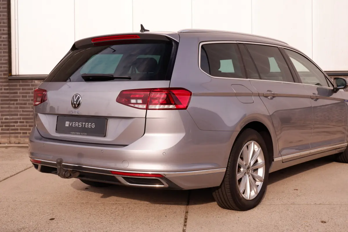 1.4 TSI PHEV GTE Business | Pano | Elek. Trekhaak | Carplay | LED | Camera | Navi | Alcantara
