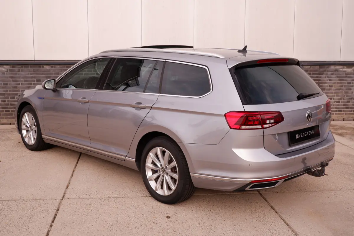 1.4 TSI PHEV GTE Business | Pano | Elek. Trekhaak | Carplay | LED | Camera | Navi | Alcantara
