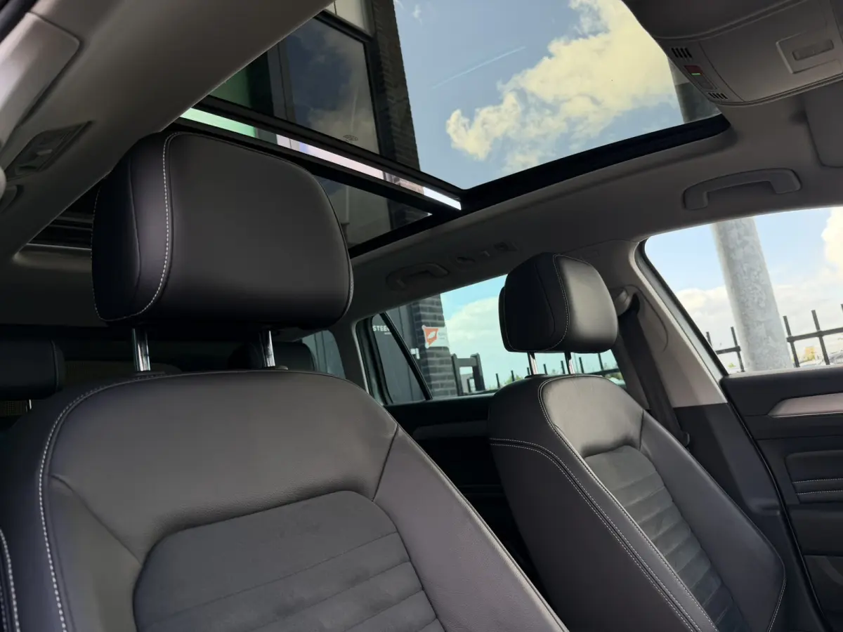 1.4 TSI PHEV GTE Business | Pano | Elek. Trekhaak | Carplay | LED | Camera | Navi | Alcantara