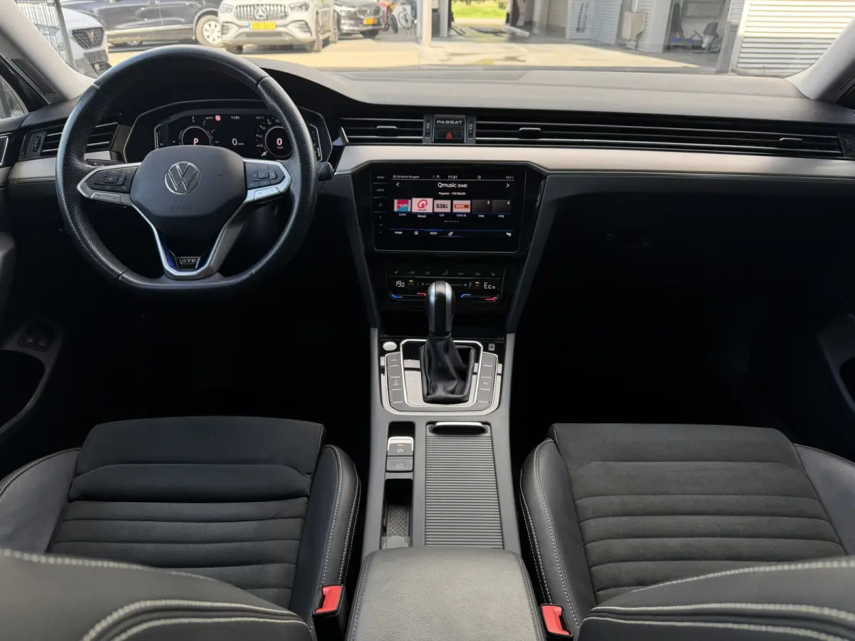 1.4 TSI PHEV GTE Business | Pano | Elek. Trekhaak | Carplay | LED | Camera | Navi | Alcantara