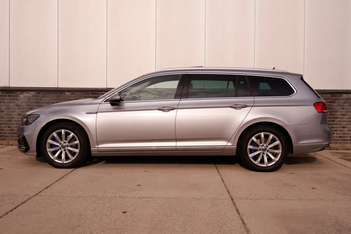 1.4 TSI PHEV GTE Business | Pano | Elek. Trekhaak | Carplay | LED | Camera | Navi | Alcantara