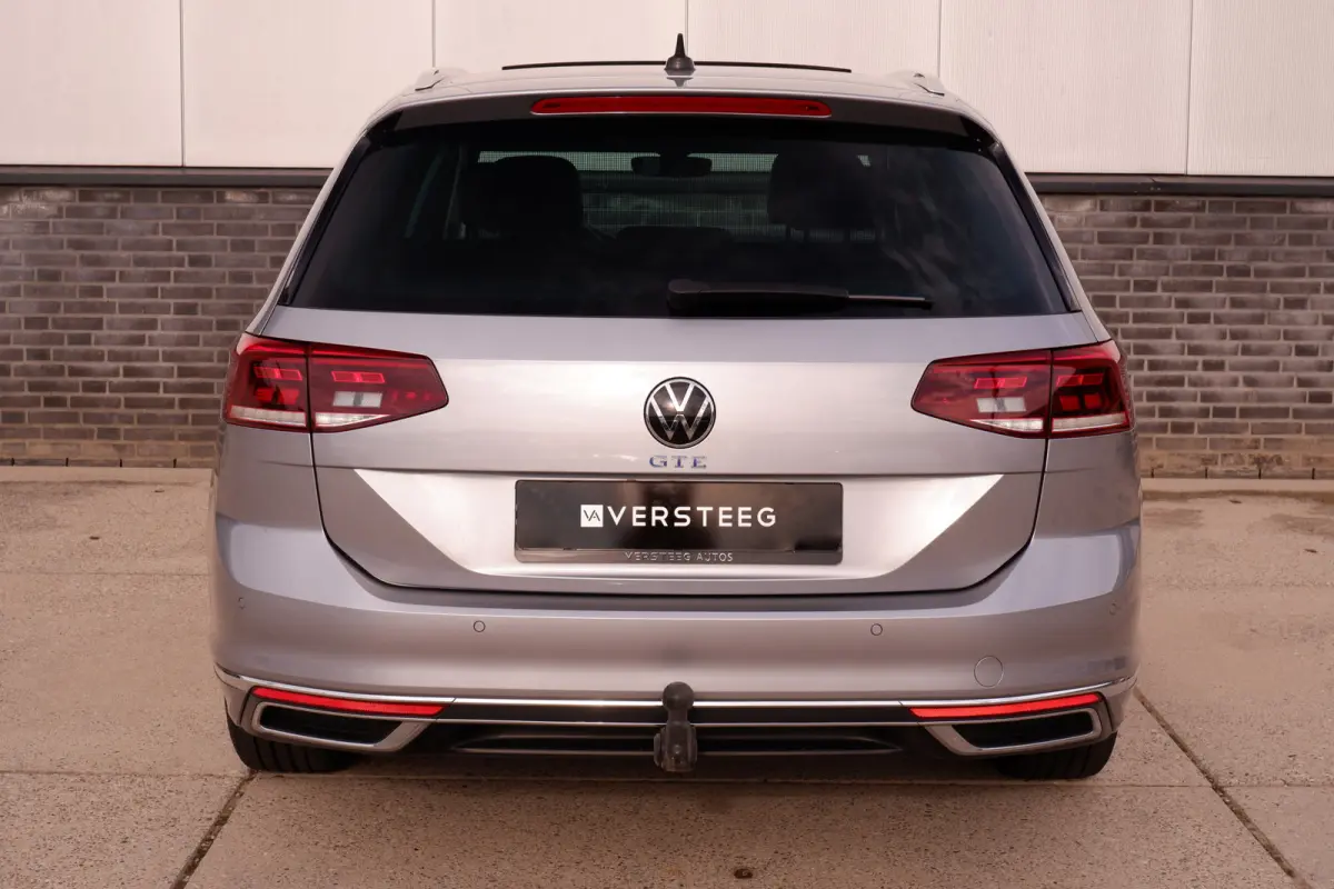 1.4 TSI PHEV GTE Business | Pano | Elek. Trekhaak | Carplay | LED | Camera | Navi | Alcantara