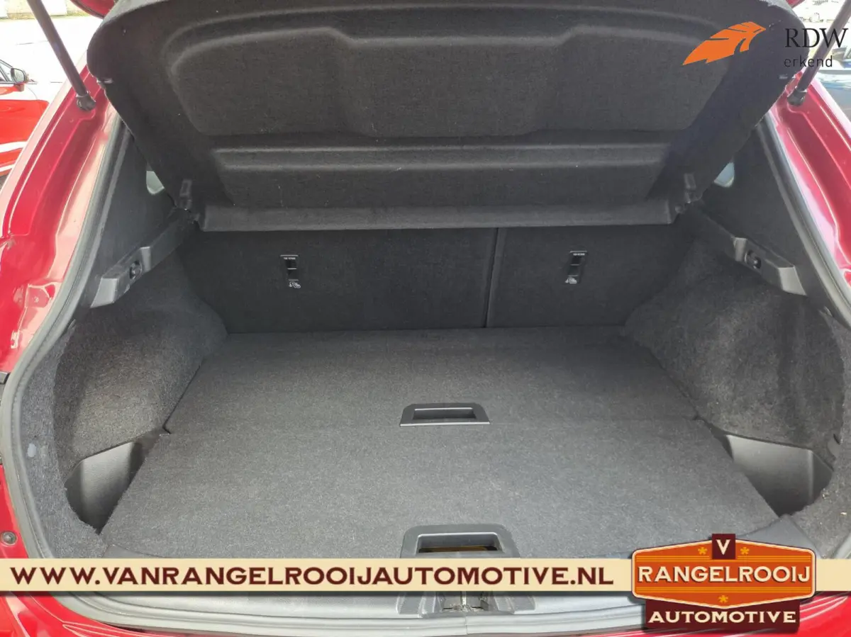 1.2 Tekna, pano, 360 cam, stoel- / voorruitverw., half leer, 18" lmv
