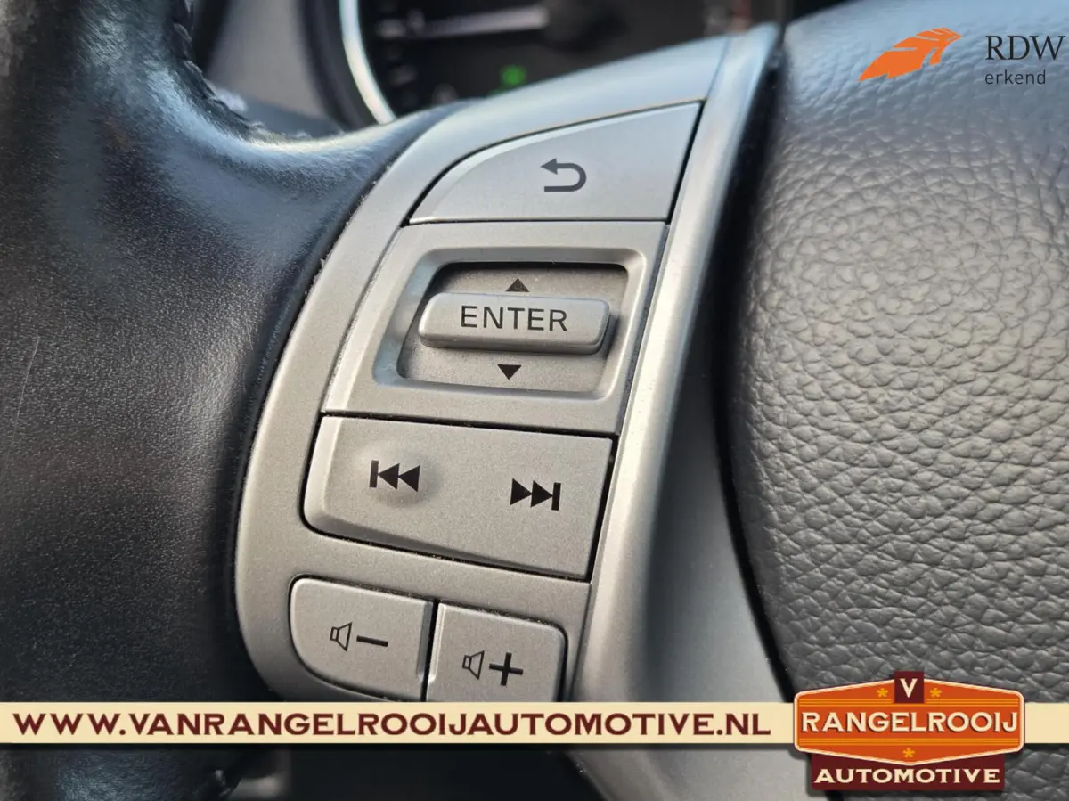 1.2 Tekna, pano, 360 cam, stoel- / voorruitverw., half leer, 18" lmv