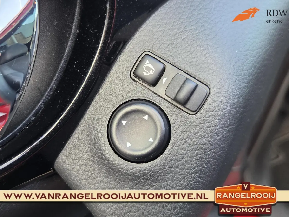 1.2 Tekna, pano, 360 cam, stoel- / voorruitverw., half leer, 18" lmv