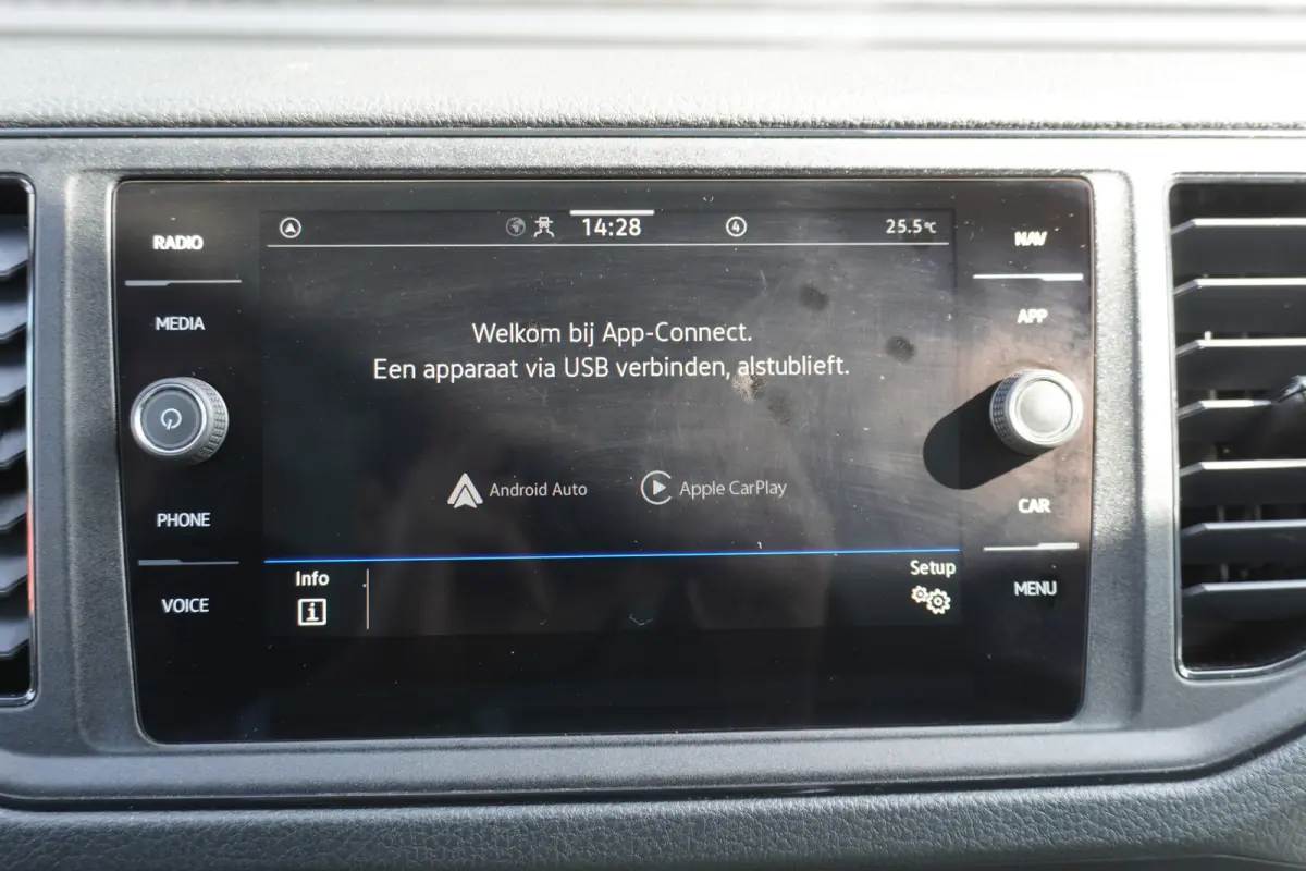 163pk Automaat Kipper Dubbellucht N1 Cruise control Apple Carplay Camera 3500kg Trekgewicht Trekhaak