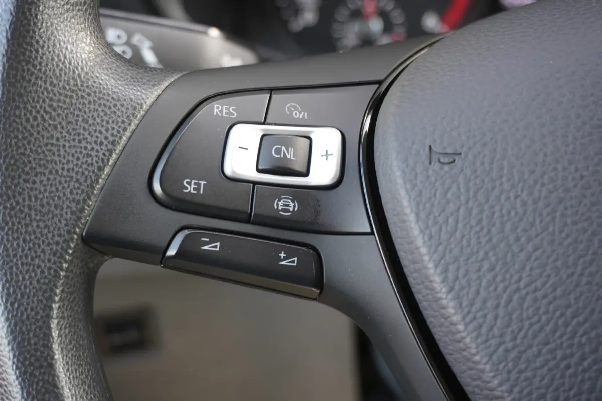 163pk Automaat Kipper Dubbellucht N1 Cruise control Apple Carplay Camera 3500kg Trekgewicht Trekhaak