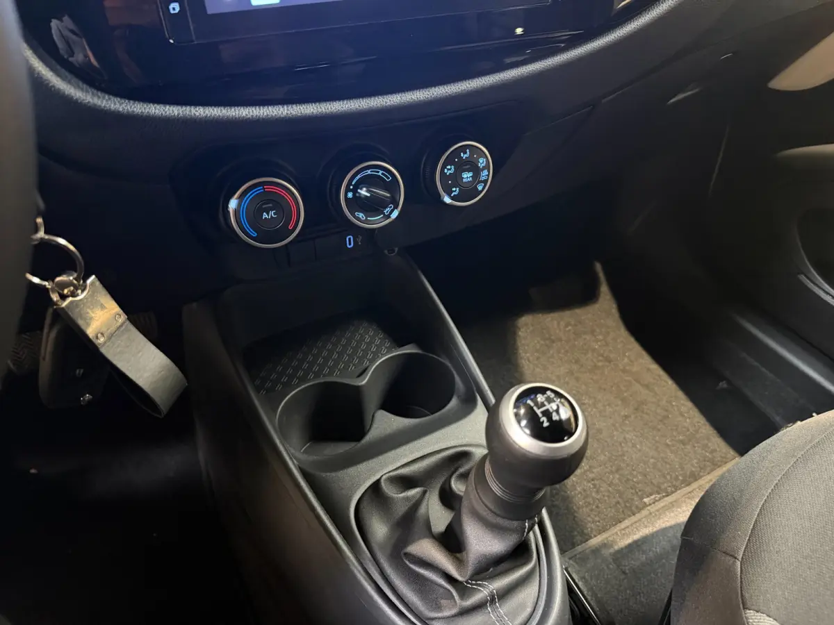 1.0 VVT-i MT Playi|Carplay|Camera| Airco|Acc|
