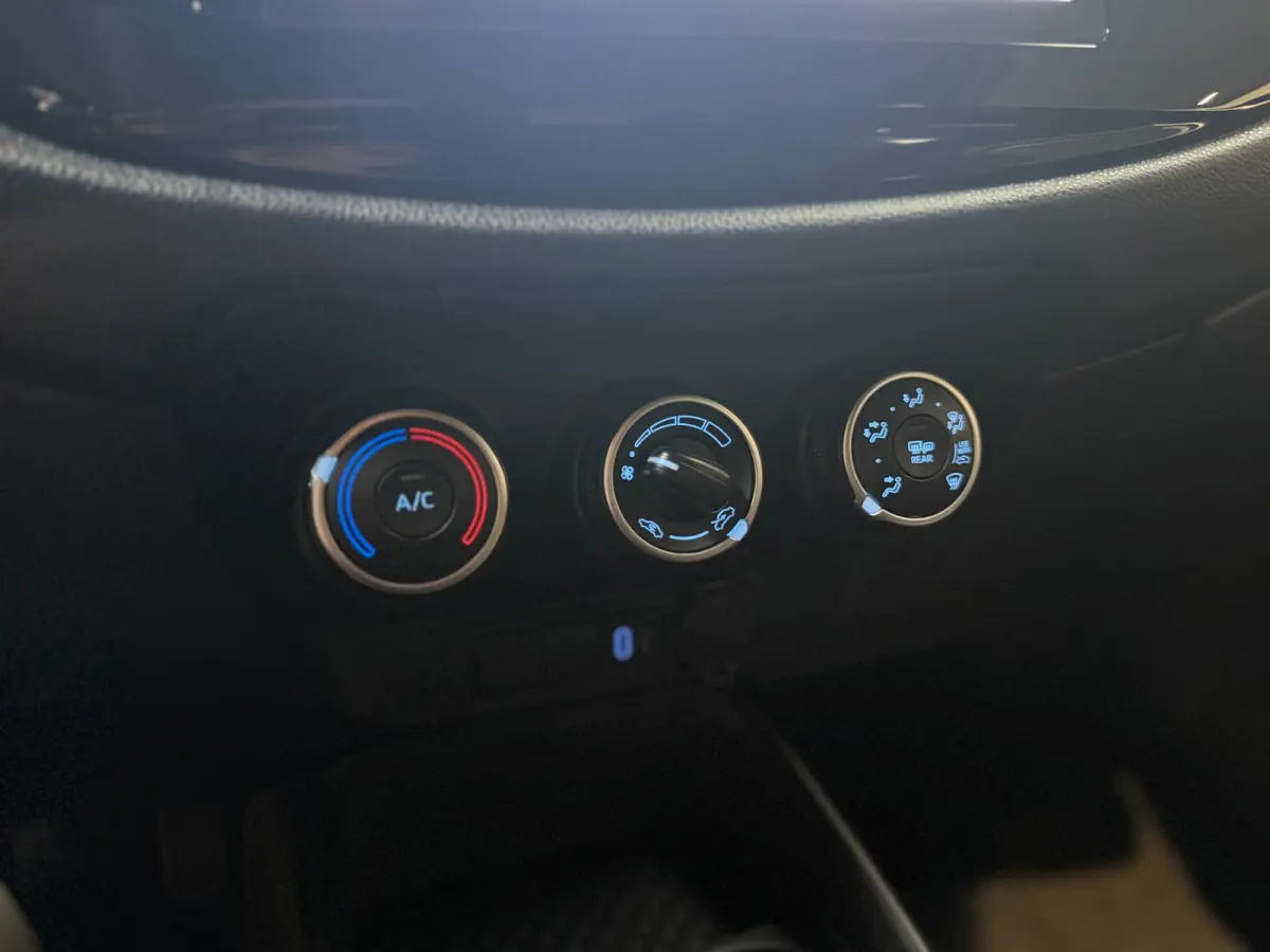 1.0 VVT-i MT Playi|Carplay|Camera| Airco|Acc|