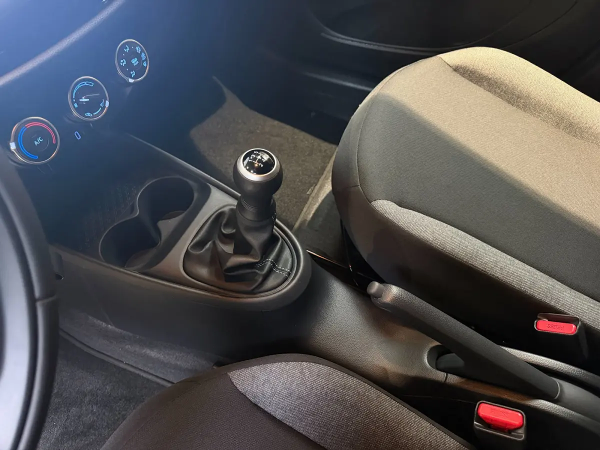 1.0 VVT-i MT Playi|Carplay|Camera| Airco|Acc|