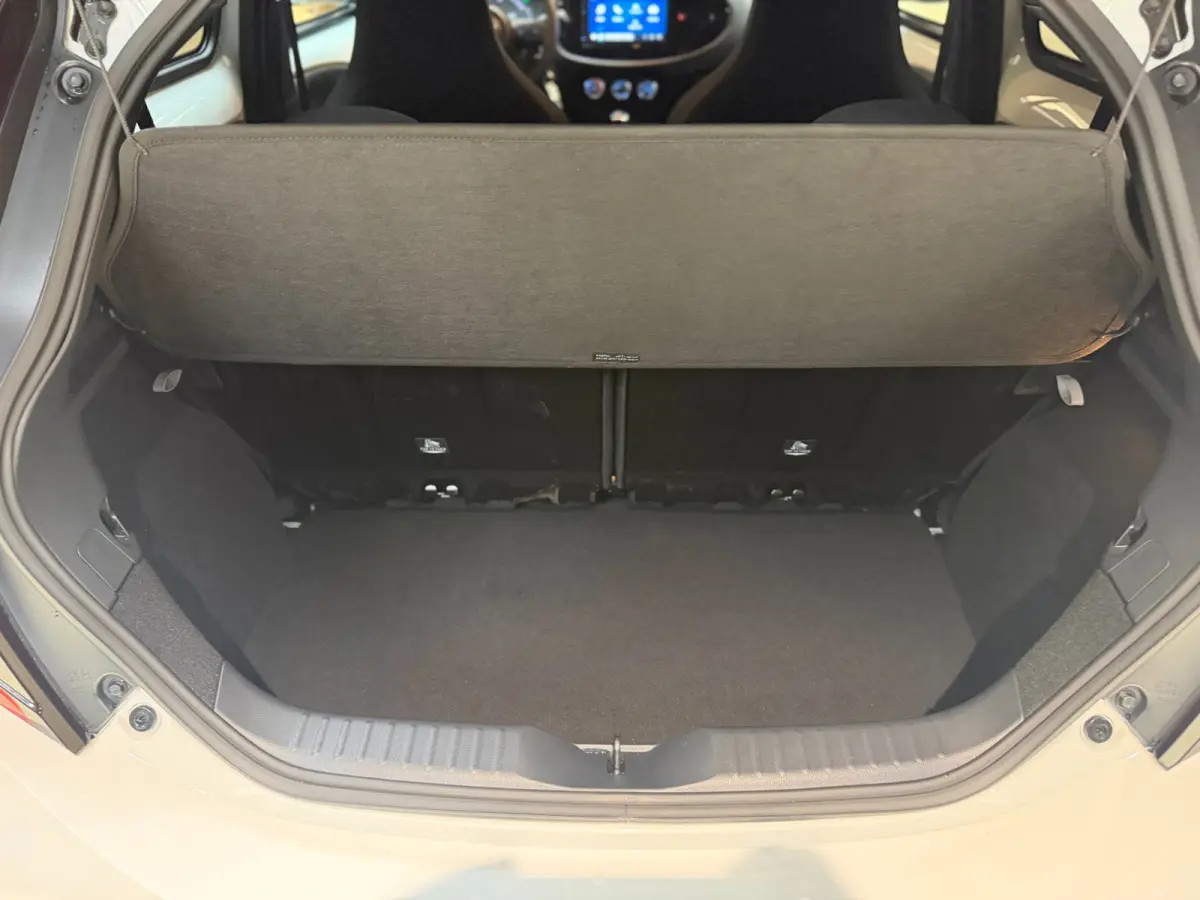 1.0 VVT-i MT Playi|Carplay|Camera| Airco|Acc|