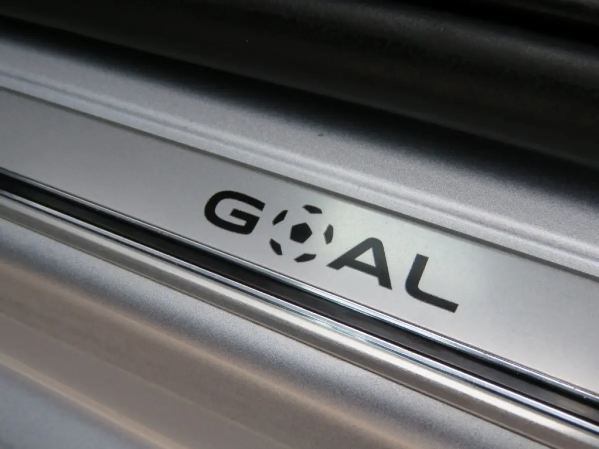 1.0 TSI 115PK DSG-aut. GOAL EDITION / Trekhaak / Navi / Half leder / BOVAG garantie