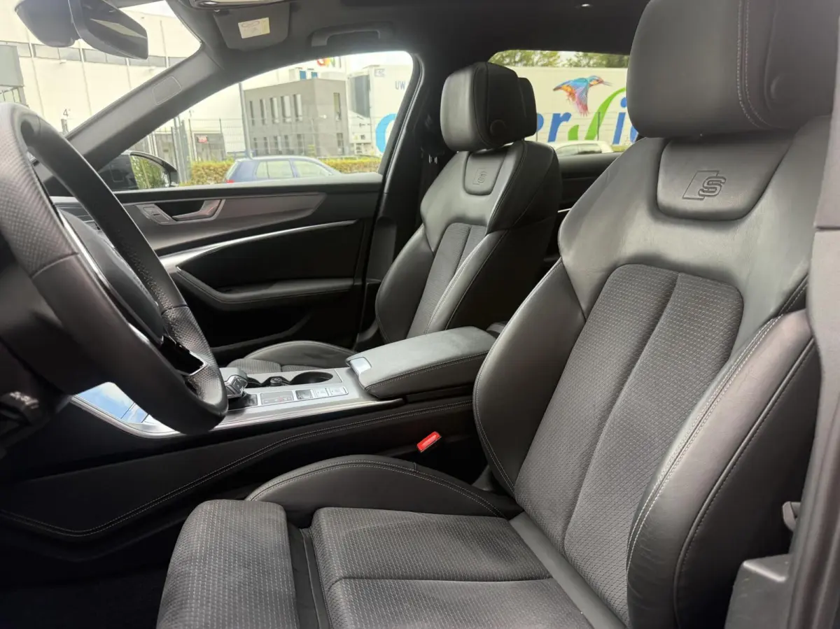 55 TFSI e quattro Pro Line S Competition