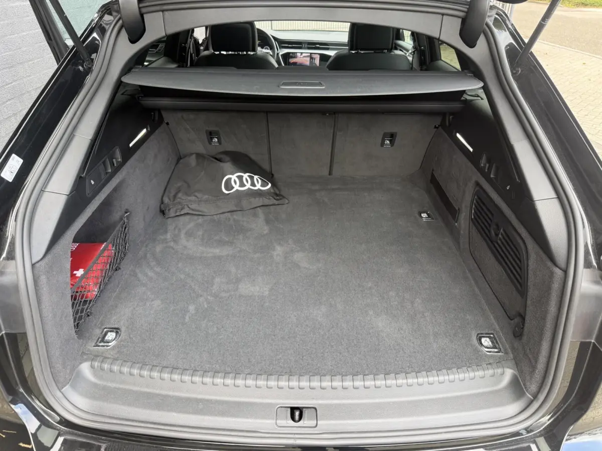 55 TFSI e quattro Pro Line S Competition