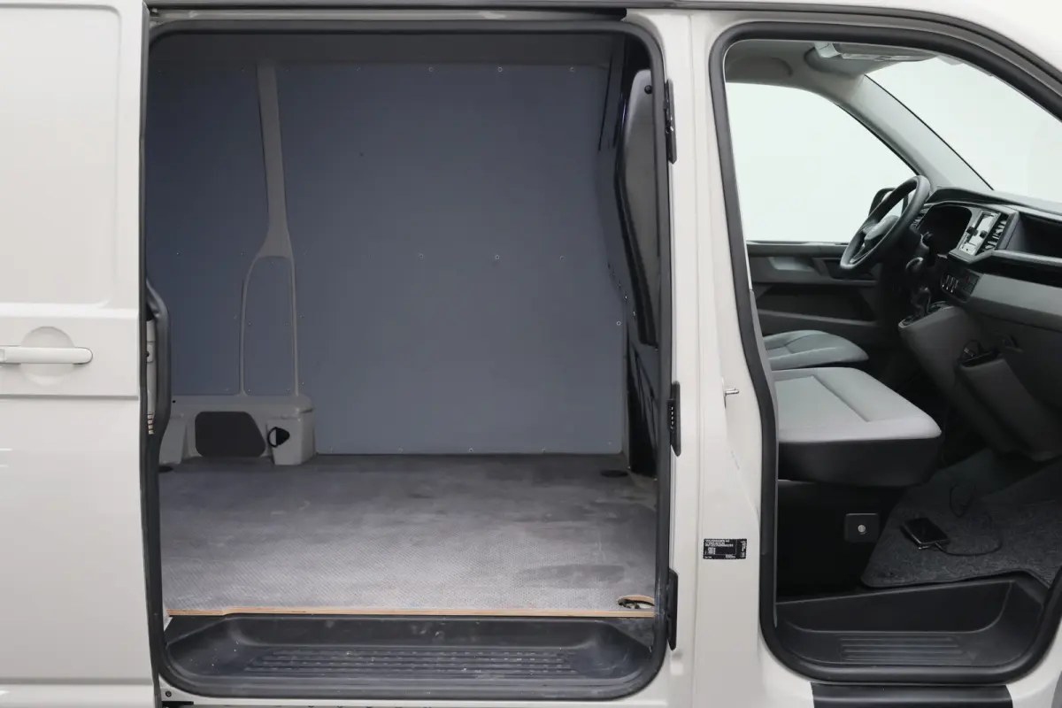 2.0 TDI DSG L2H1 Leer,