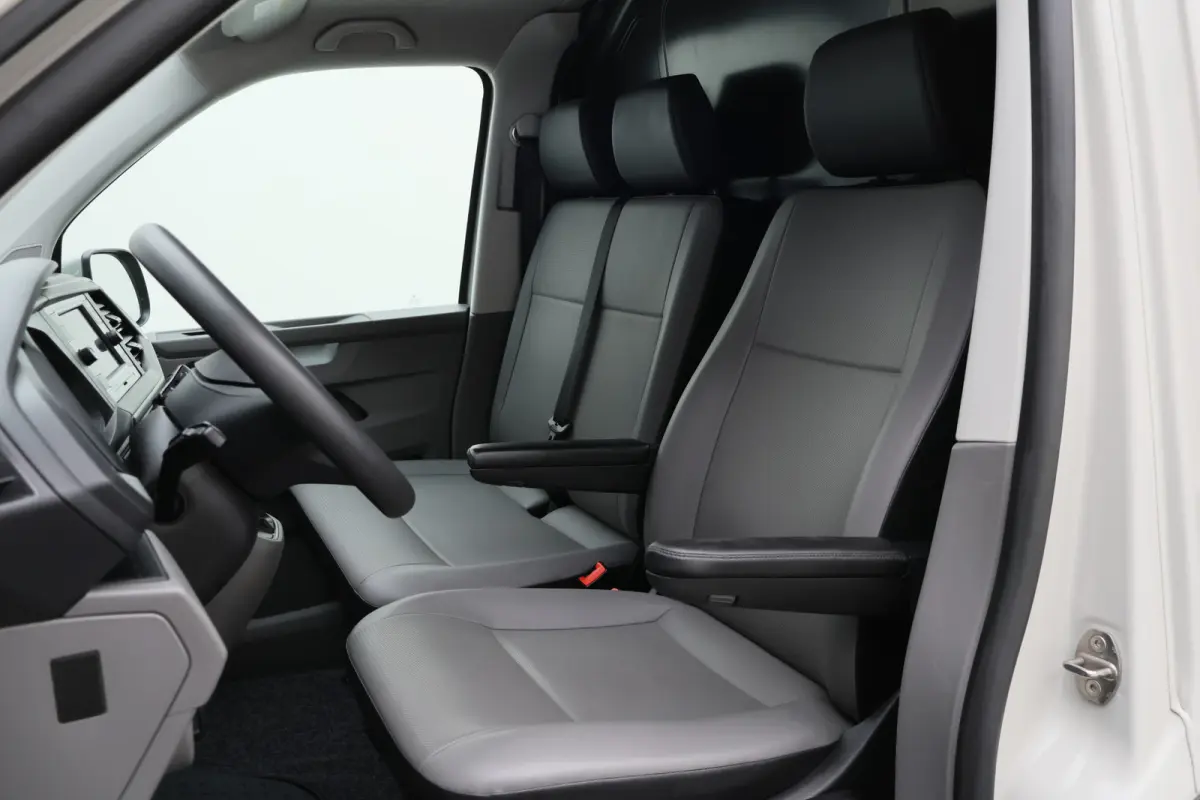 2.0 TDI DSG L2H1 Leer,