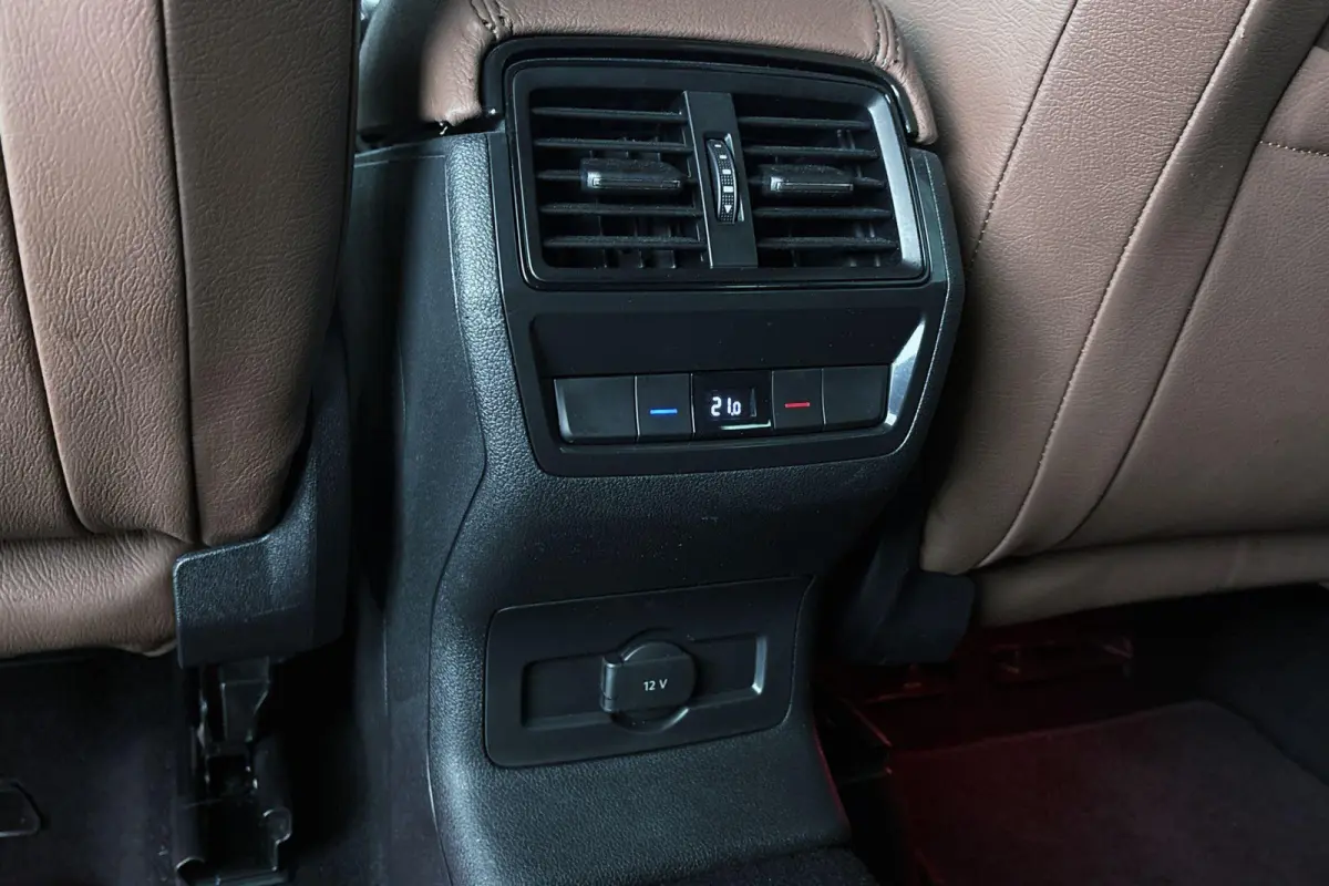 1.5 TSI Sportline Business Leder 20"Velgen Camera Carplay Trekhaak