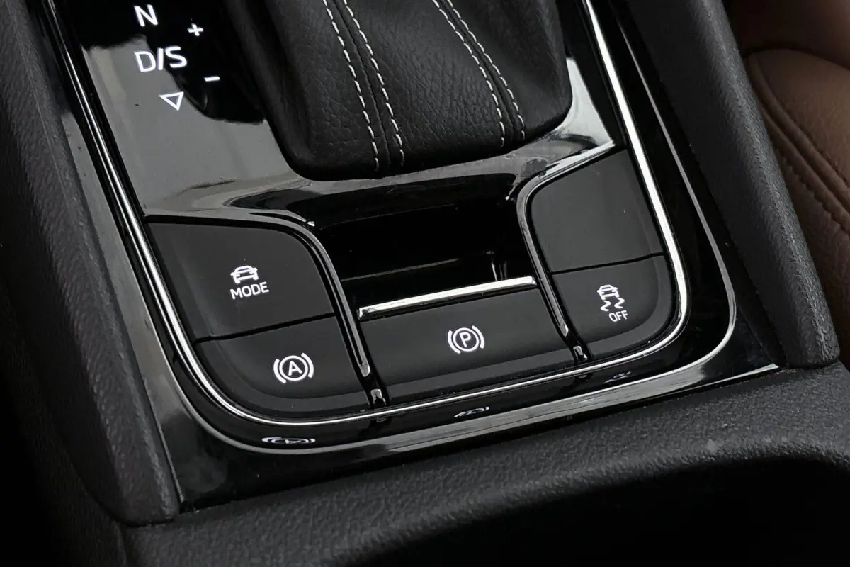 1.5 TSI Sportline Business Leder 20"Velgen Camera Carplay Trekhaak