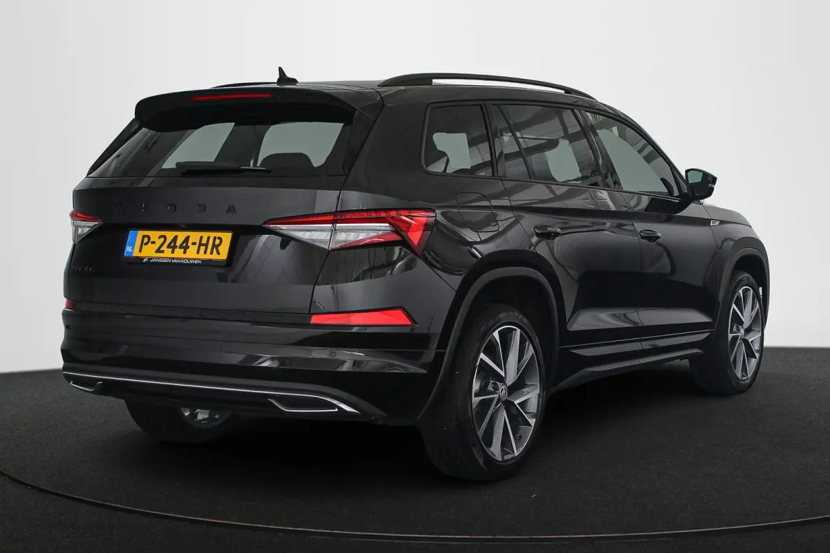 1.5 TSI Sportline Business Leder 20"Velgen Camera Carplay Trekhaak