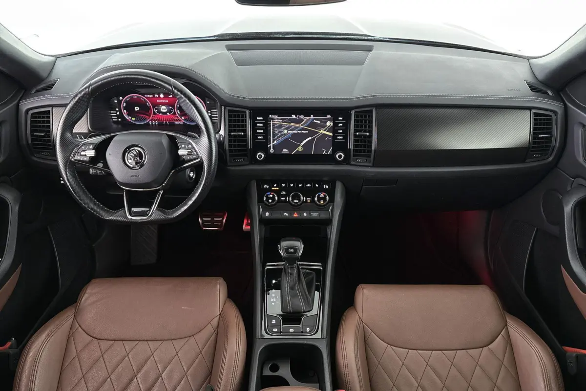 1.5 TSI Sportline Business Leder 20"Velgen Camera Carplay Trekhaak