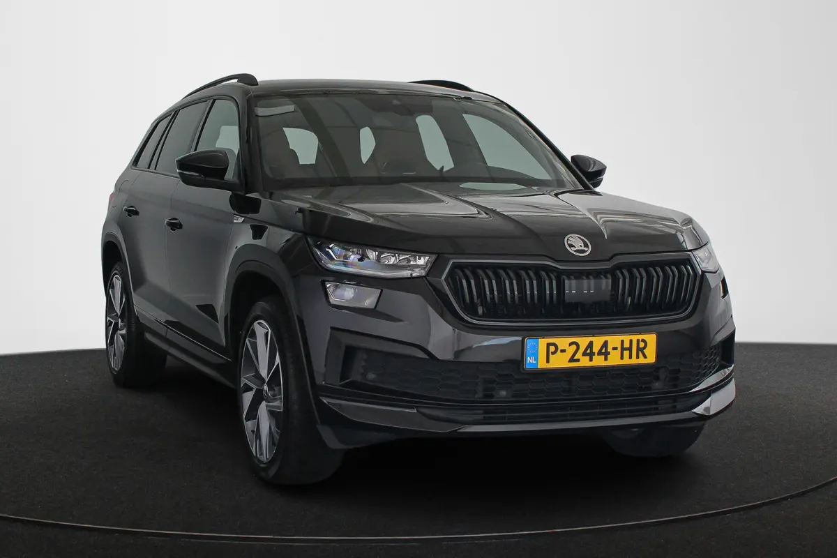 1.5 TSI Sportline Business Leder 20"Velgen Camera Carplay Trekhaak