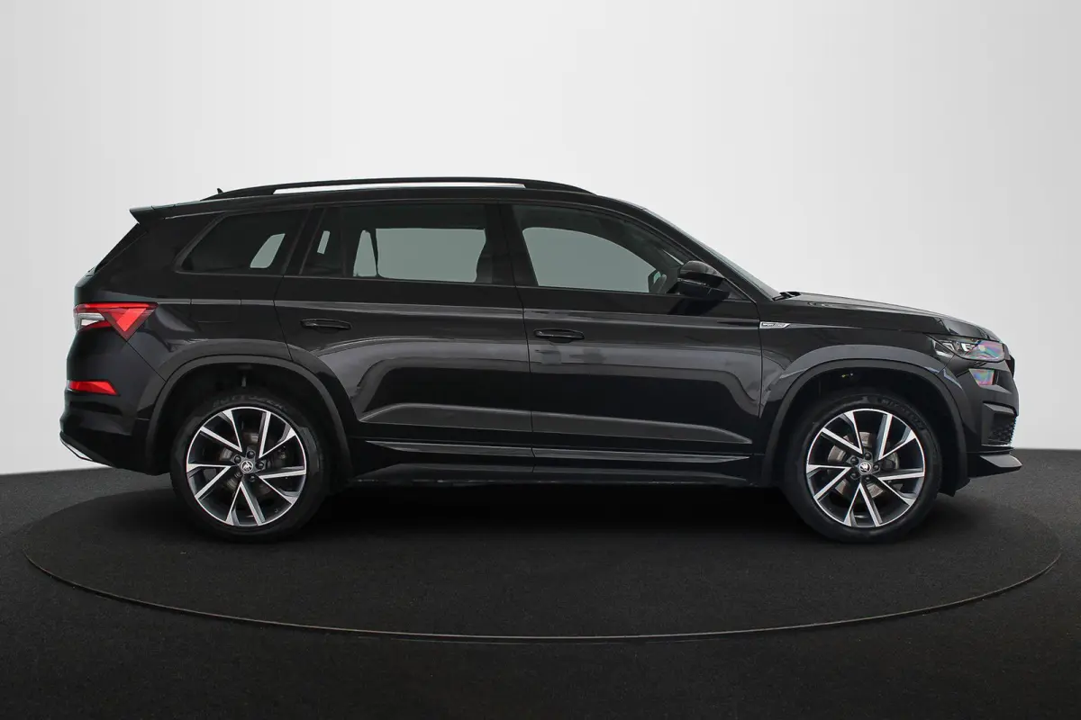 1.5 TSI Sportline Business Leder 20"Velgen Camera Carplay Trekhaak