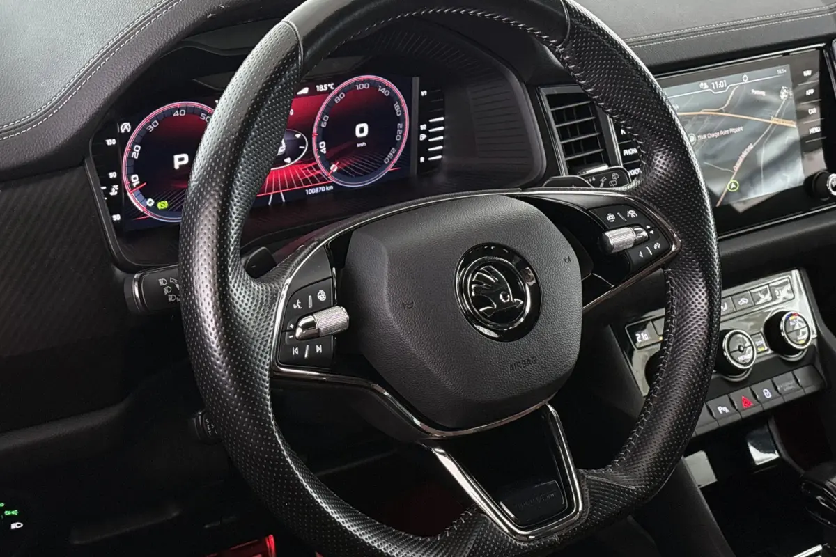 1.5 TSI Sportline Business Leder 20"Velgen Camera Carplay Trekhaak