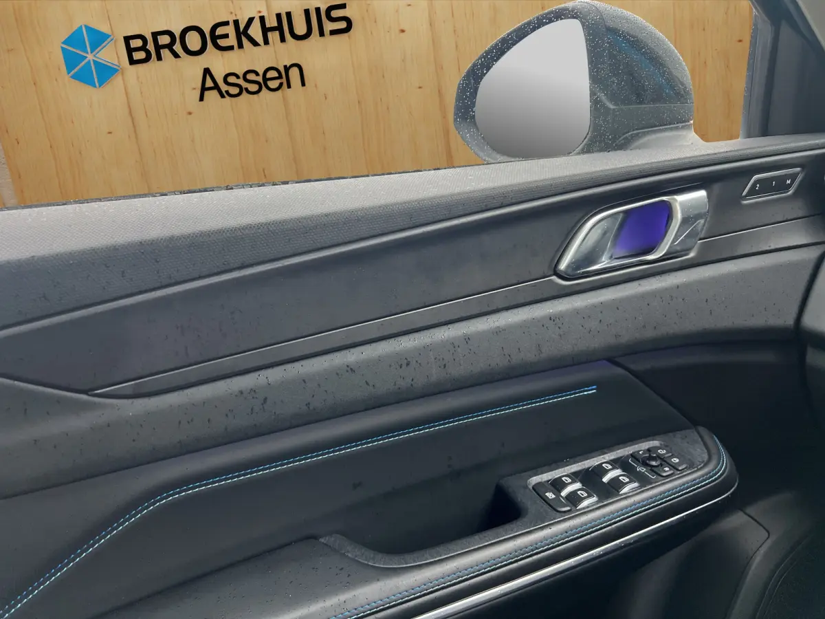 1.5 | BLIS | 360 Camera | Stoelverwarming | Panoramadak | Keyless Start / Entry |