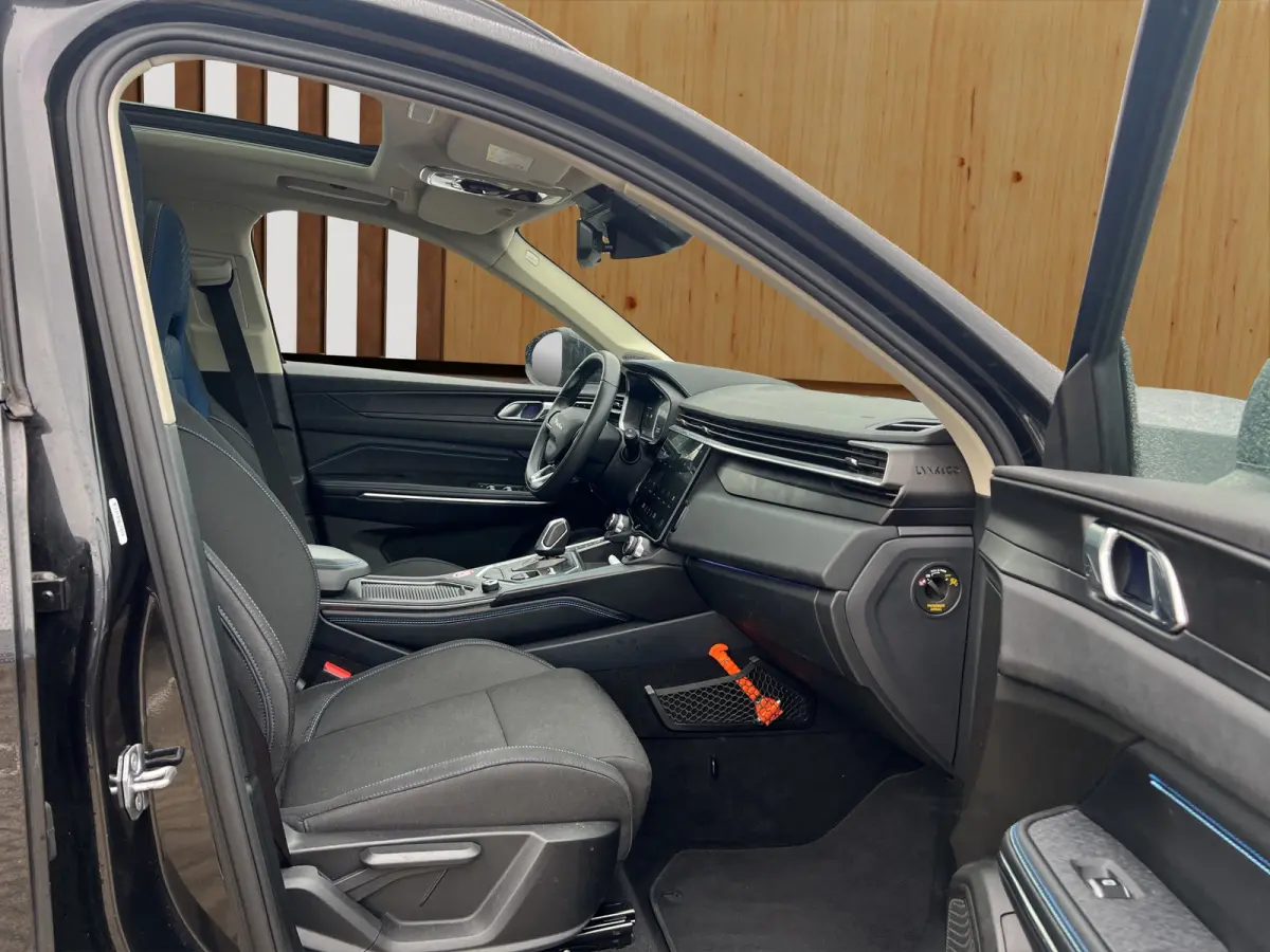 1.5 | BLIS | 360 Camera | Stoelverwarming | Panoramadak | Keyless Start / Entry |