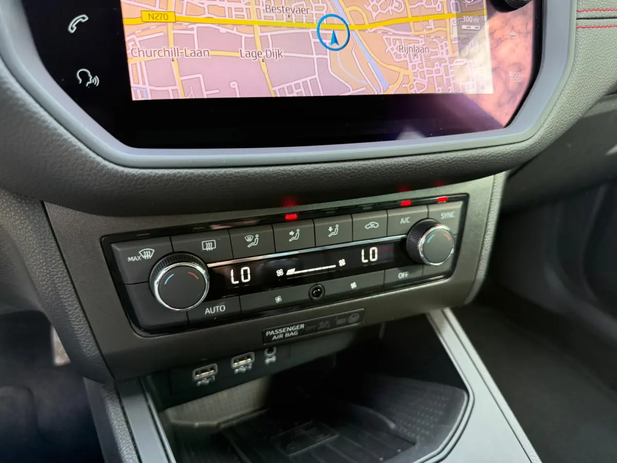 1.0 TSI FR CARPLAY I UNIEKE KM STAND I PDC I CRUISE I CLIMA I MOOI