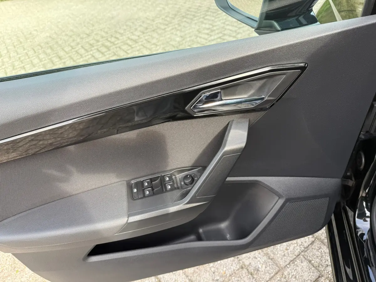 1.0 TSI FR CARPLAY I UNIEKE KM STAND I PDC I CRUISE I CLIMA I MOOI