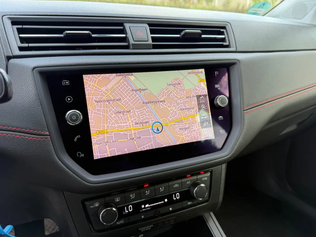 1.0 TSI FR CARPLAY I UNIEKE KM STAND I PDC I CRUISE I CLIMA I MOOI