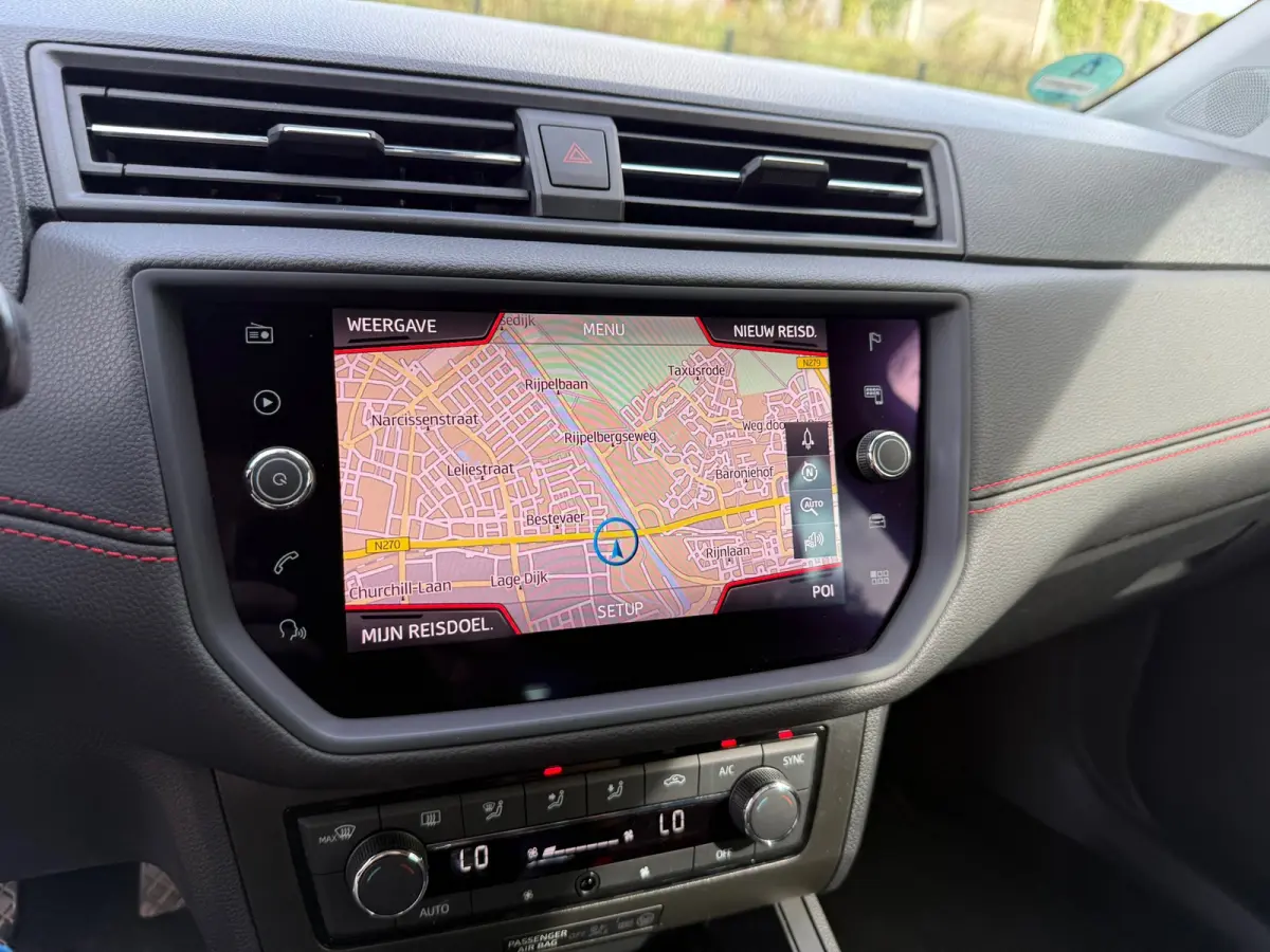 1.0 TSI FR CARPLAY I UNIEKE KM STAND I PDC I CRUISE I CLIMA I MOOI