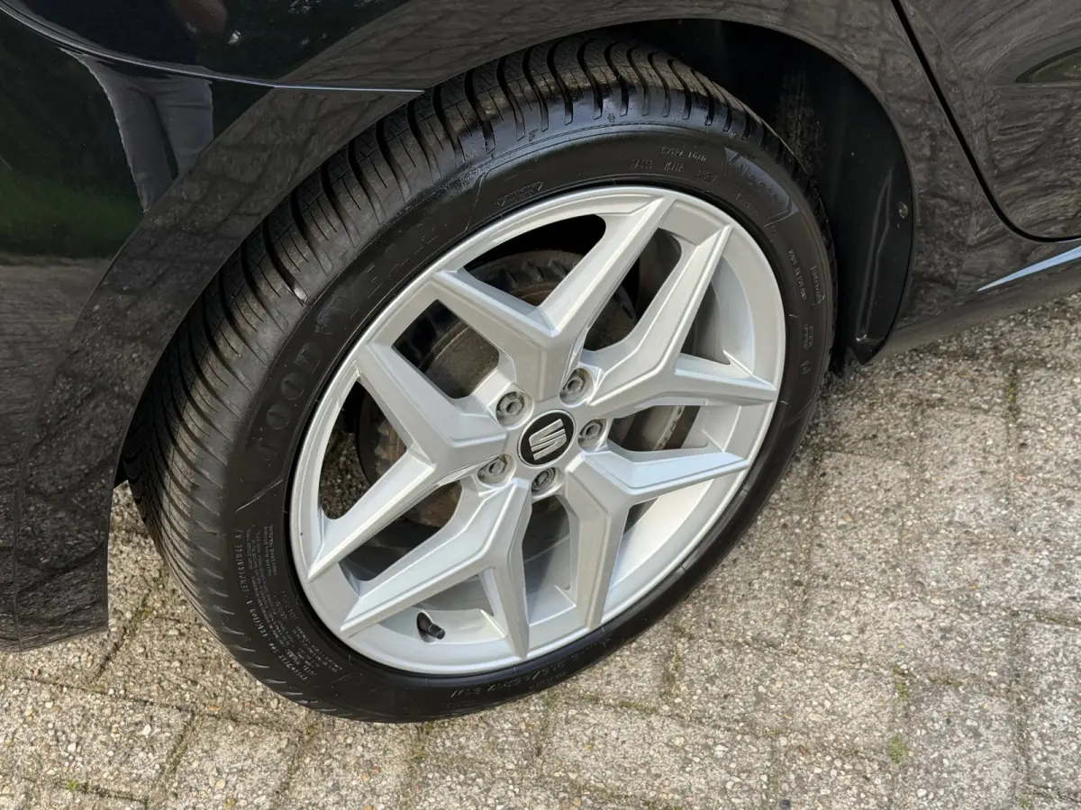 1.0 TSI FR CARPLAY I UNIEKE KM STAND I PDC I CRUISE I CLIMA I MOOI