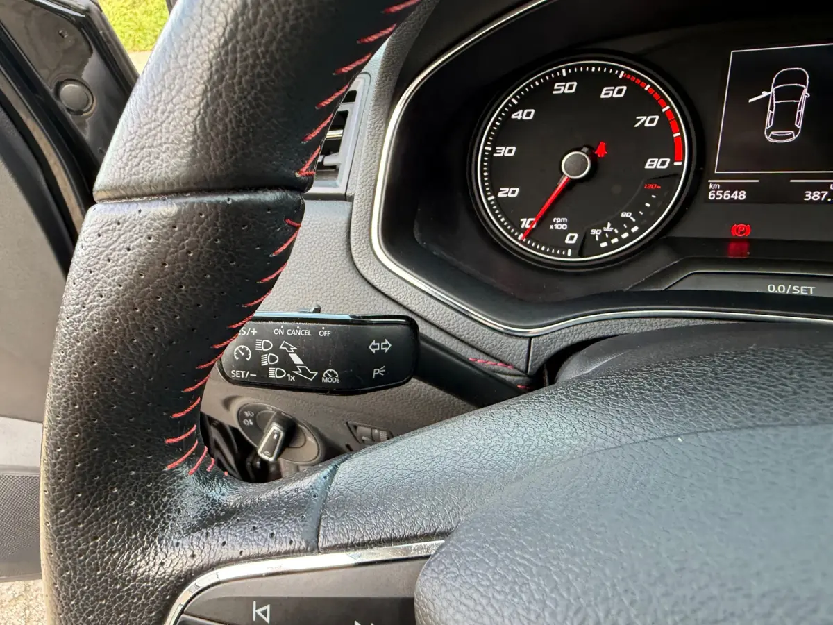 1.0 TSI FR CARPLAY I UNIEKE KM STAND I PDC I CRUISE I CLIMA I MOOI