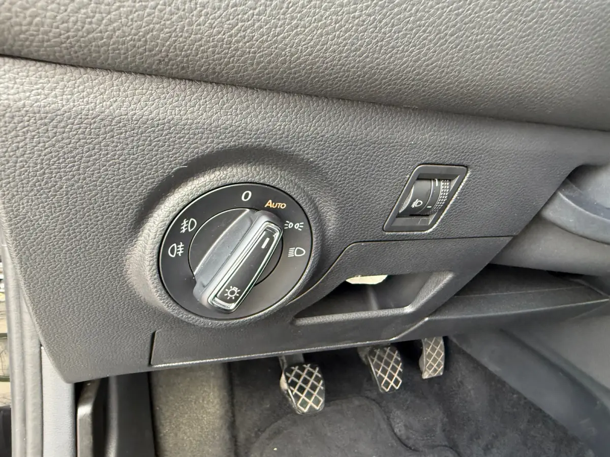 1.0 TSI FR CARPLAY I UNIEKE KM STAND I PDC I CRUISE I CLIMA I MOOI