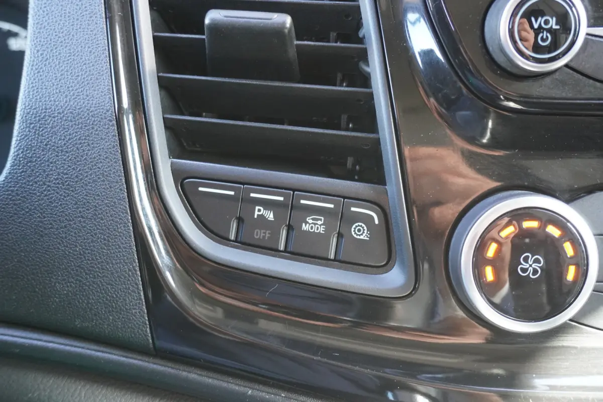 170pk L3H2 Trail Raptor Trekhaak Apple carplay LED Cruise control Imperiaal Navigatie