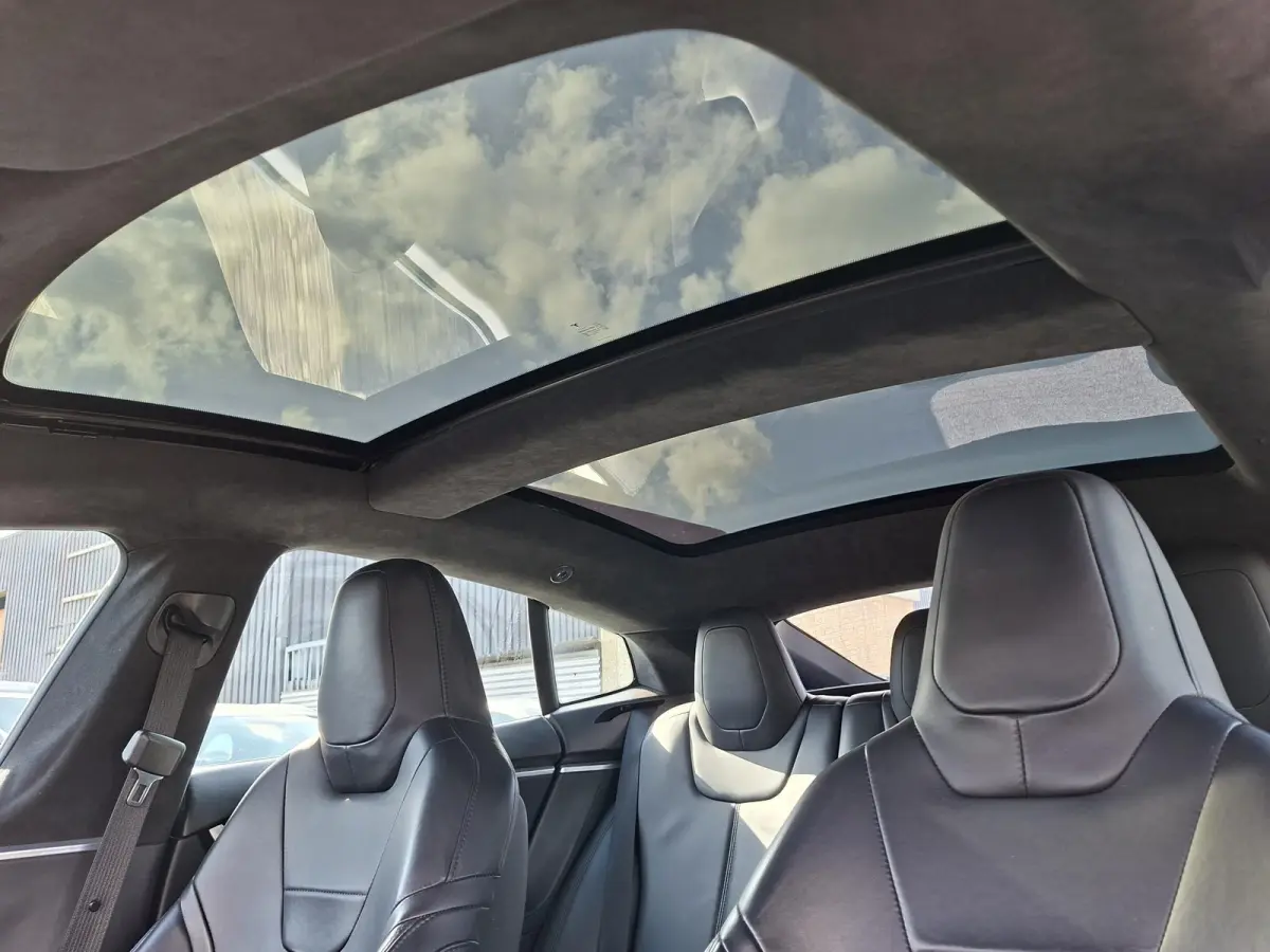 70D Free supercharge Autopilot Panodak Camera Navigatie NAP Leer Luchtvering
