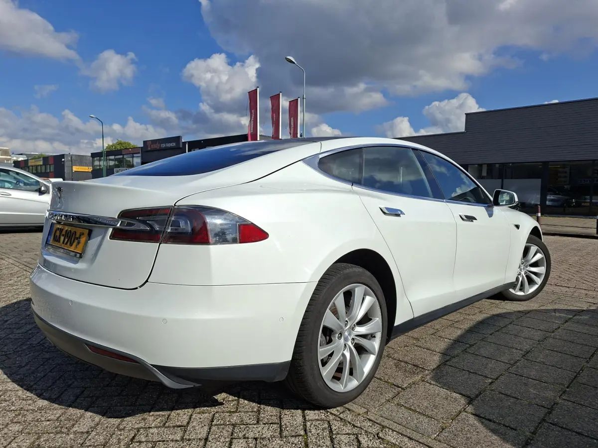 70D Free supercharge Autopilot Panodak Camera Navigatie NAP Leer Luchtvering