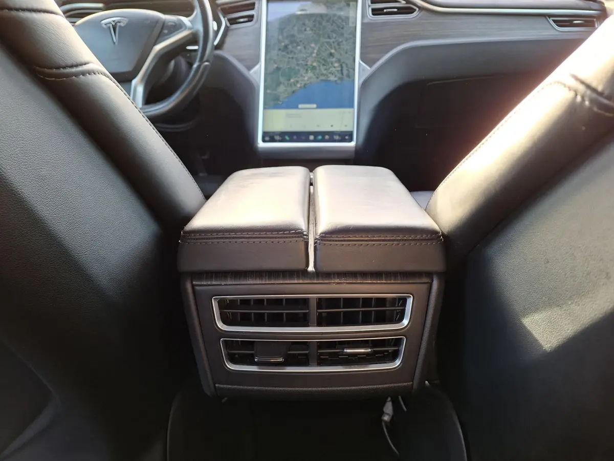 70D Free supercharge Autopilot Panodak Camera Navigatie NAP Leer Luchtvering