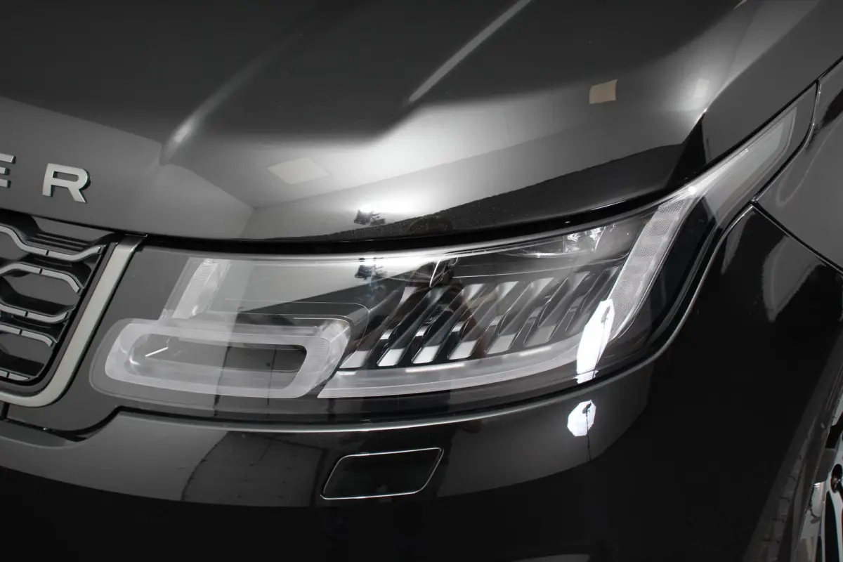 P400e HSE Hybrid Dynamic Leder Schuif / kantel / Panorama dak Meridian sound system Camera Electrisch bedienbare achterklep Standkachel