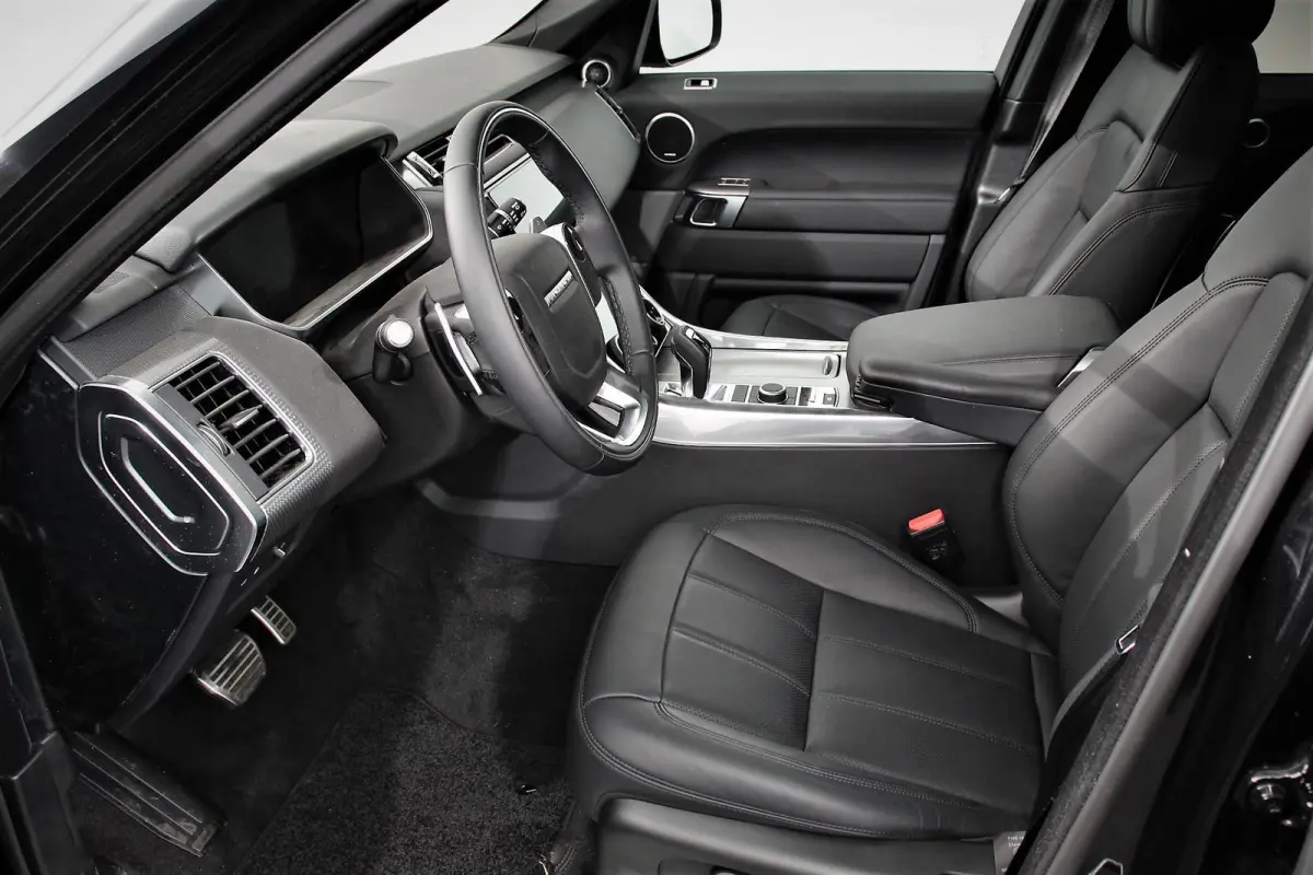 P400e HSE Hybrid Dynamic Leder Schuif / kantel / Panorama dak Meridian sound system Camera Electrisch bedienbare achterklep Standkachel