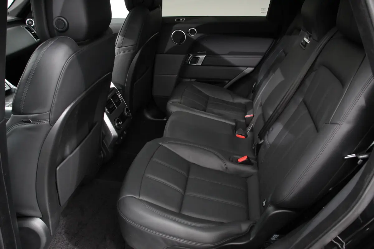 P400e HSE Hybrid Dynamic Leder Schuif / kantel / Panorama dak Meridian sound system Camera Electrisch bedienbare achterklep Standkachel