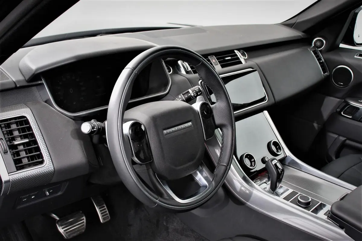 P400e HSE Hybrid Dynamic Leder Schuif / kantel / Panorama dak Meridian sound system Camera Electrisch bedienbare achterklep Standkachel