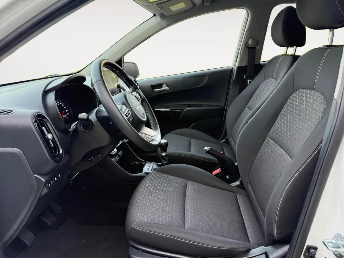 1.0 DPi DynamicPlusLine | Camera | Keyless | Navi | Apple Carplay | Android Auto | Climate Control | Cruise Control |